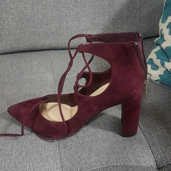 NEW Ivanka Trump Kellsee Dress Pump | Size 7.5 - Picture 3 of 11